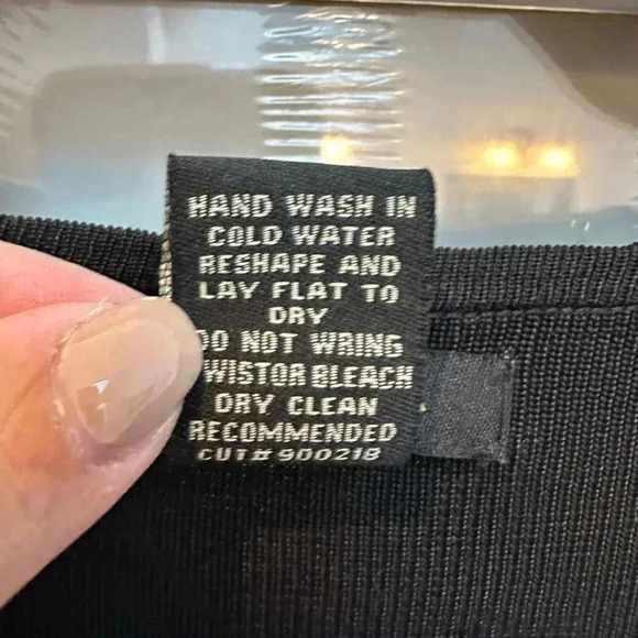 Vintage BCBGMAXAZRIA Y2K Beaded Crystal Sequin Formal Cardigan Plus Size 2X - Picture 8 of 9